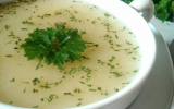 Soupe parfumée aux herbes