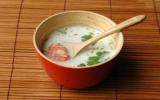 Soupe de crevettes au lait de coco