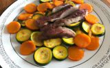 Magret de canard aux courgettes et carottes