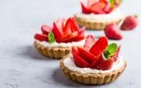 Tartelettes aux fraises et yaourt de brebis