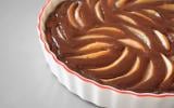 “Mes convives ont adoré !” : cette recette de tarte aux poires et chocolat va devenir votre bestseller de l’automne !