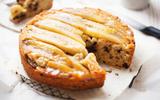 Des bananes caramélisées et une texture ultra-fondante : il se pourrait bien qu’on ait trouvé la meilleure recette de banana bread