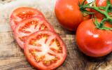 Dites adieu aux tomates insipides : voici comment en augmenter facilement la saveur !