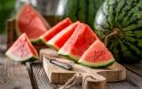 Watermelon sandwich : quelle est cette nouvelle tendance de l’été qui remplace le pain par de la pastèque ?