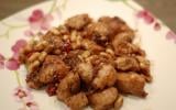 Poulet aux cacahuètes piquant façon Sichuan