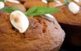 Muffins au potiron et noisettes croquantes au cœur de mozzarella