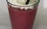 Smoothie aux fruits rouges