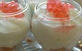 Verrine de chantilly au wasabi, saumon fumé et perles de Pamplemousse rose de Monin