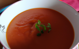 Soupe aigre aux tomates