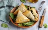 Spanakopita (chaussons grecs à la feta et aux épinards)