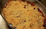 Crumble rhubarbe-fruits rouges