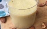 Smoothie petit-déjeuner au lait d’amande