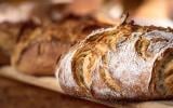 Ce pain vendu en supermarché est souvent boudé par les consommateurs : il est pourtant idéal pour le petit déjeuner !