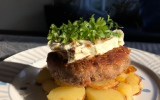 Hamburger de pommes de terre au fromage de chèvre