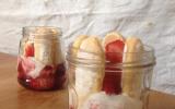 Tiramisu au yaourt et confiture de fraises