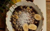 Crumble bananes, chocolat et noix de coco