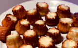 Mini-cannelés aux deux fromages