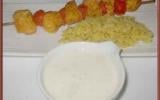 Brochettes de poulet tandoori et sauce au yaourt + riz complet au curcuma