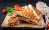 Panini jambon-tomate-mozzarella