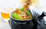 Poulet cocotte au cidre et aux oignons