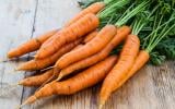 “Un beau soleil orange” : Luana Belmondo partage sa délicieuse recette de tarte Tatin aux carottes !