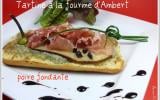 Tartine à la fourme d'Ambert, lamelles de poires, jambon de Savoie