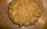 Gâteau aux carottes, raisins et noisettes