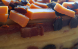 Cake sucré-salé: lardons, carottes et pruneaux