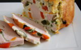 Cake au poulet, jambon et poivron