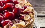 Gâteau aux cerises confites et amandes