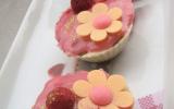 Cupcake framboise en coque de chocolat