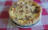 Quiche aux poireaux, lardons et roquefort