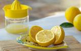 Vous ne savez pas quoi faire d’un citron entamé ? Voici l’idée toute bête pour le sauver