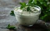 Sauce allégée au yaourt pour vos salades