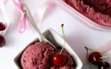 Glace à la cerise (sans sorbetière)