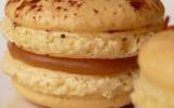 Macarons au caramel et sel de Guérande