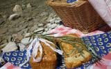 Cake d'été au jambon cru, tomate confite et dés de brebis