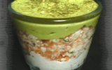 Verrine à l'avocat, au saumon fumé & au fromage frais