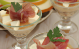 Verrines poires roquefort et jambon cru