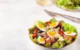 Salade niçoise traditionnelle