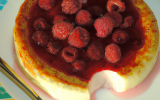 Flan ricotta-tonka aux framboises