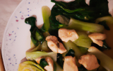 Poulet sauté au bok choy