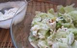 Salade concombre, avocat, feta sauce philadelphia