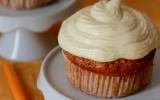 Carrot cupcakes, cream cheese à l'orange