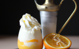 Crème glacée à l'orange avec siphon