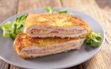 Ce chef revisite le célèbre cordon bleu dans une version plus estivale avec des aubergines