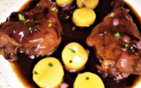 Pintade chaponnée au miel et au vin jaune