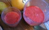 Smoothie fraises bananes et citron 