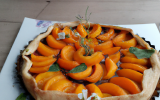 Tarte abricotine au romarin