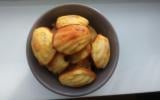 Mini-madeleines à la moutarde et au jambon